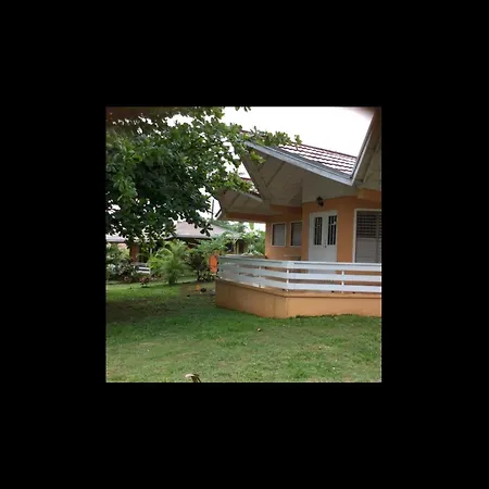 The Sun & Rain Cottage